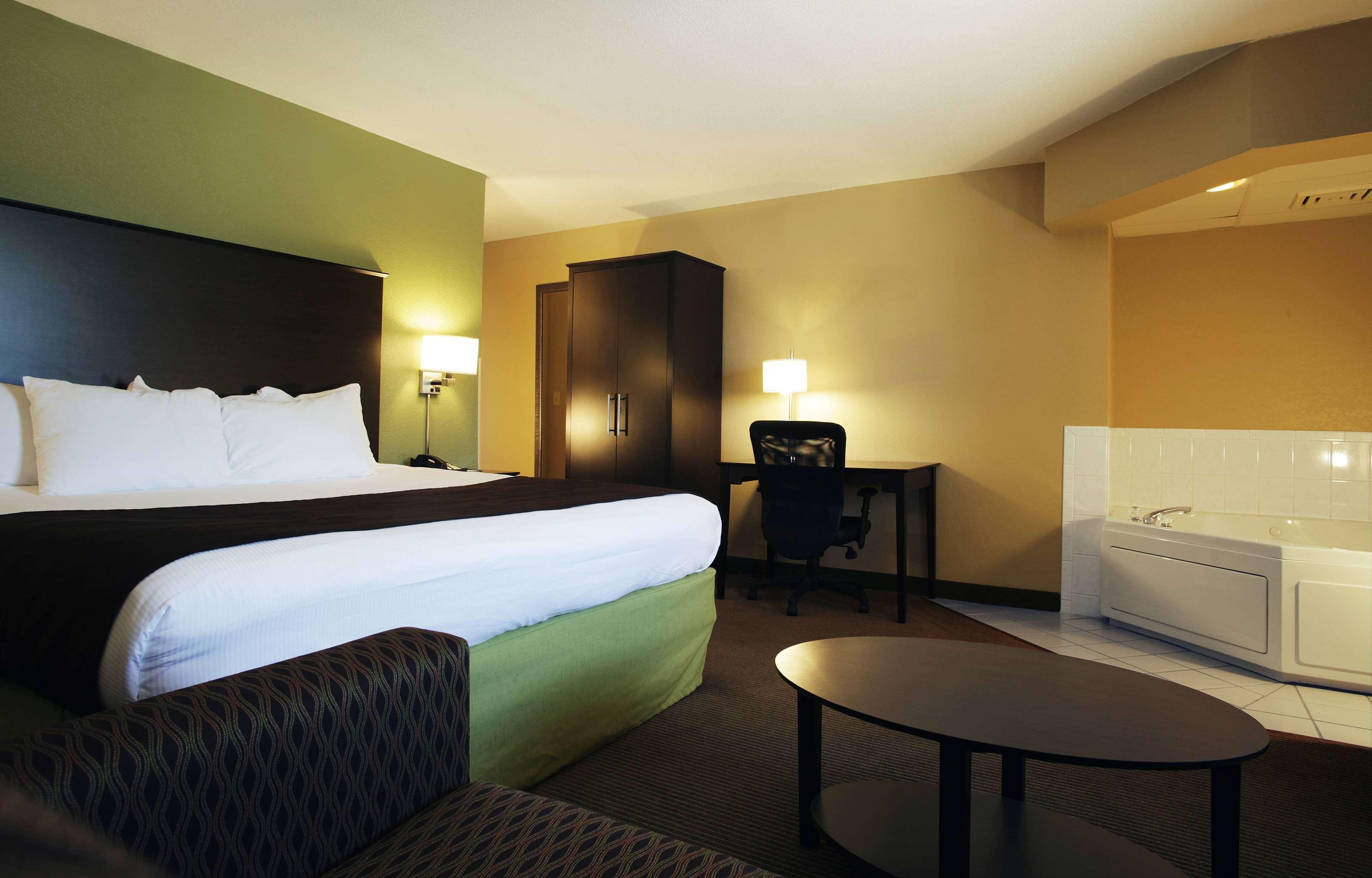 Americinn By Wyndham אוקובוג'י מראה חיצוני תמונה