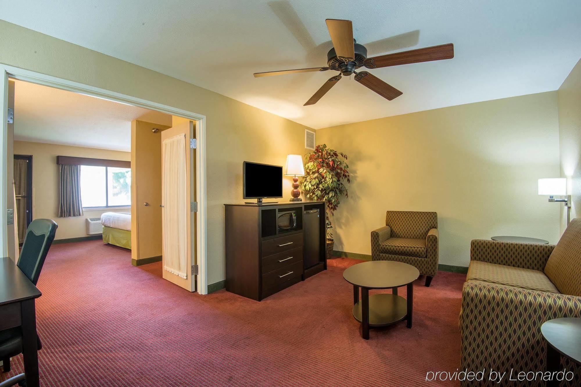 Americinn By Wyndham אוקובוג'י מראה חיצוני תמונה