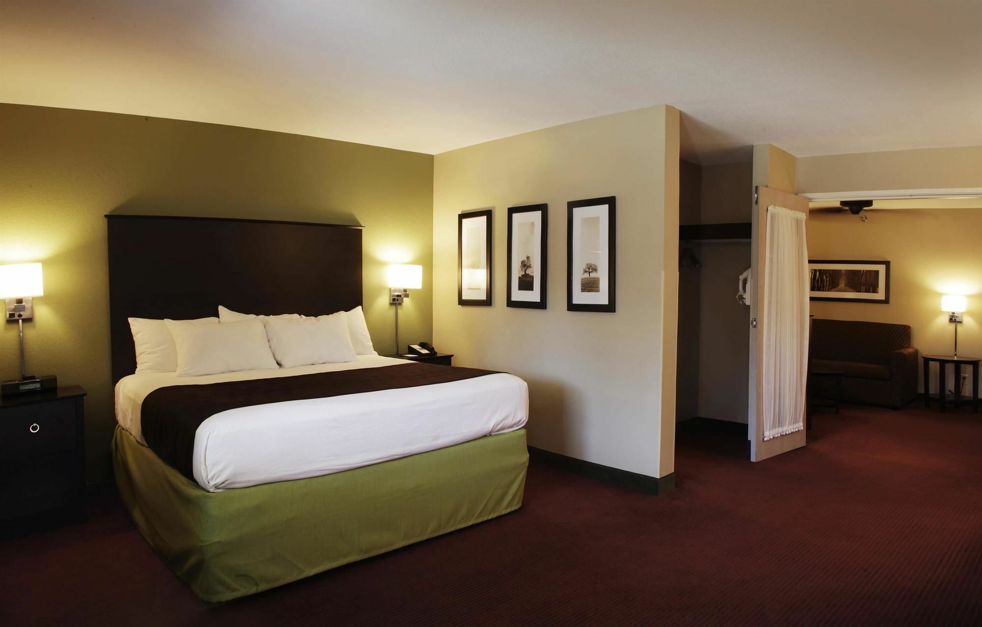 Americinn By Wyndham אוקובוג'י מראה חיצוני תמונה